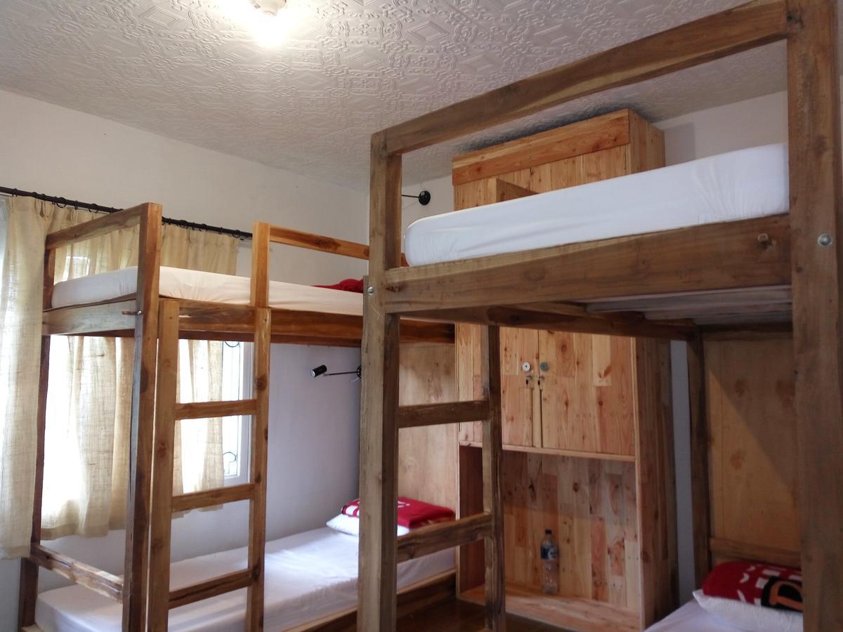 Tani Jiwo Hostel Diyeng Dış mekan fotoğraf