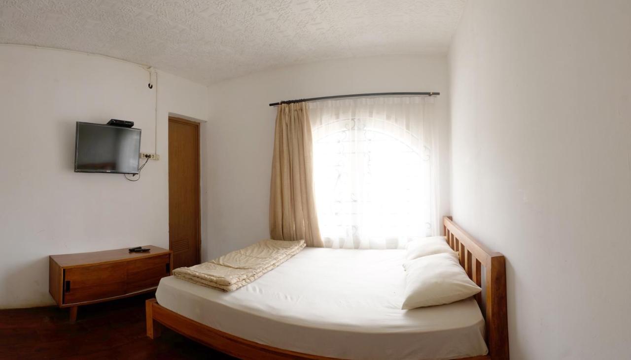 Tani Jiwo Hostel Diyeng Dış mekan fotoğraf