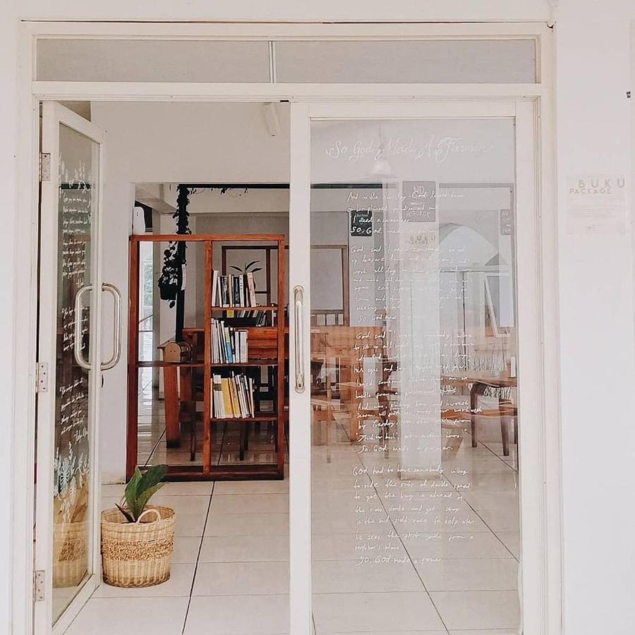 Tani Jiwo Hostel Diyeng Dış mekan fotoğraf