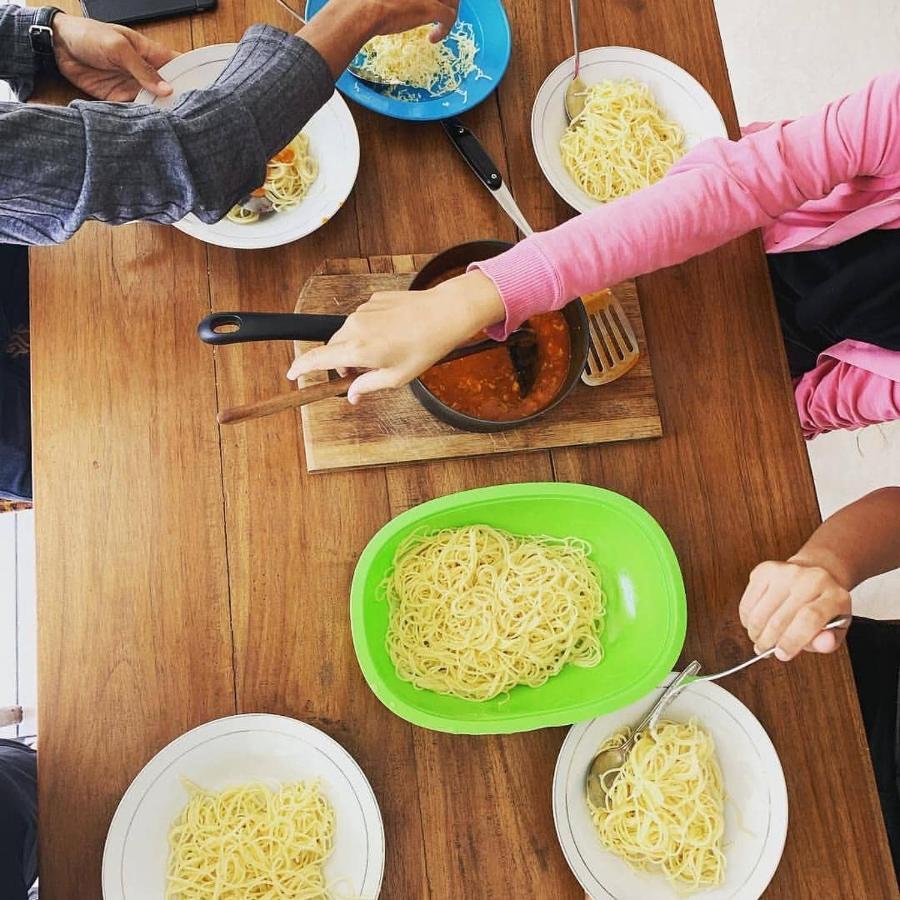 Tani Jiwo Hostel Diyeng Dış mekan fotoğraf