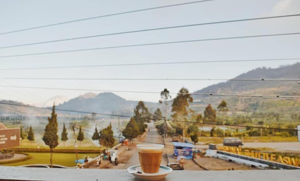 Tani Jiwo Hostel Diyeng Dış mekan fotoğraf