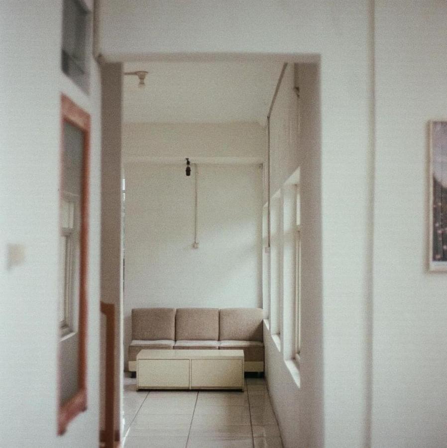 Tani Jiwo Hostel Diyeng Dış mekan fotoğraf